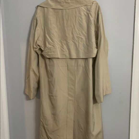 Beautiful Vintage Silk YSL Trench - Picture 8 of 9